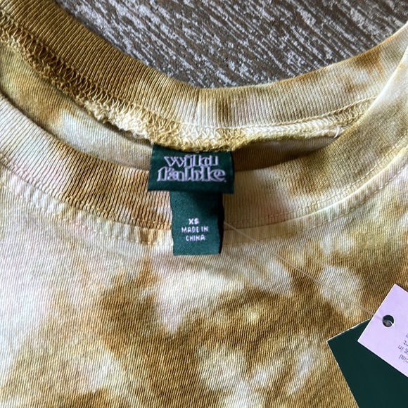 Wild Fable crop tank. Mustard and white tie dye. NWT. Size XS - Picture 2 of 3